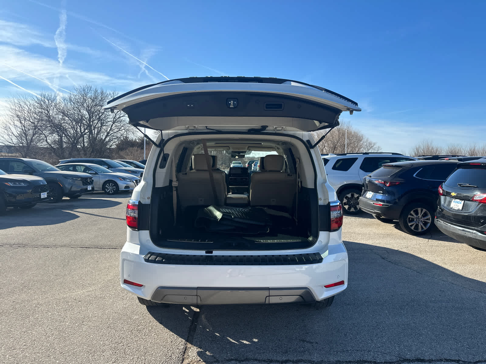 Thumbnail: 2021 Nissan Armada - 10