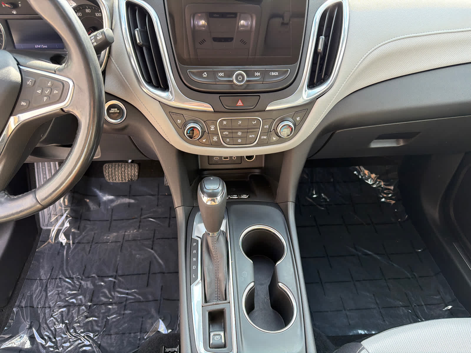 Thumbnail: 2020 Chevrolet Equinox - 25