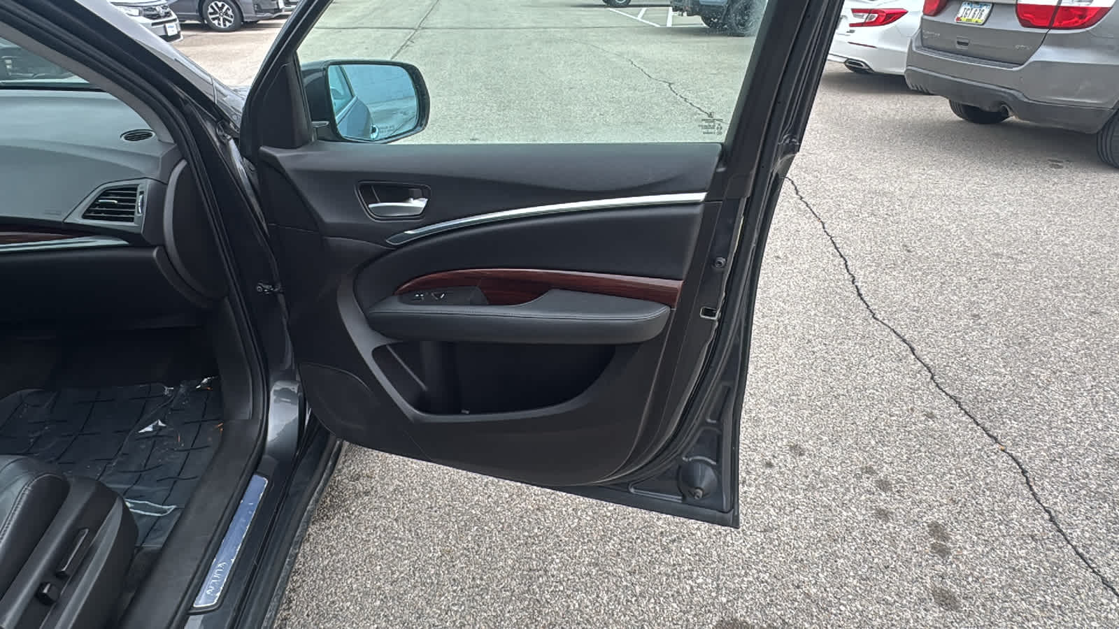 Thumbnail: 2016 Acura MDX - 7