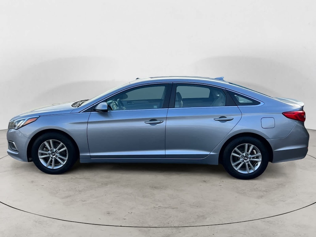 Used 2016 Hyundai Sonata 2.4L SE Sedan