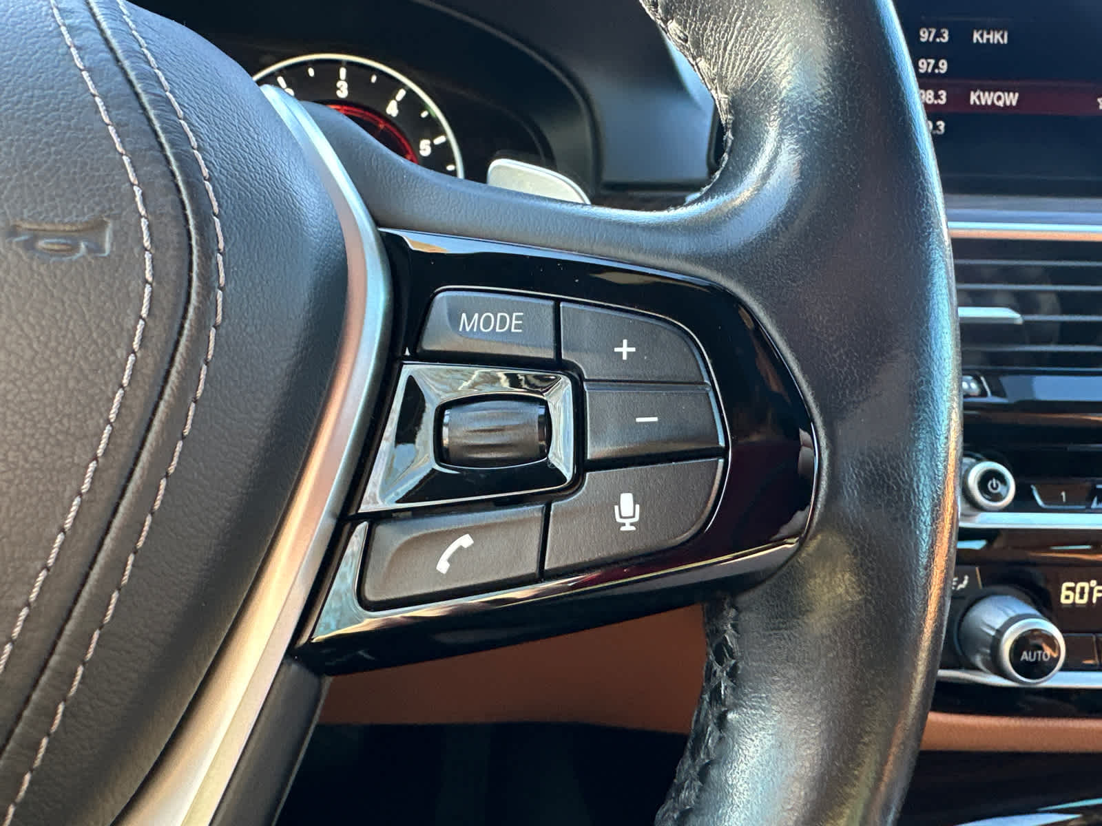 Thumbnail: 2018 BMW 5 Series - 23