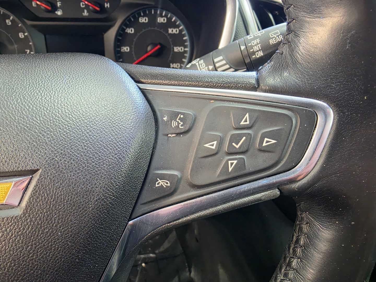 Thumbnail: 2018 Chevrolet Equinox - 22