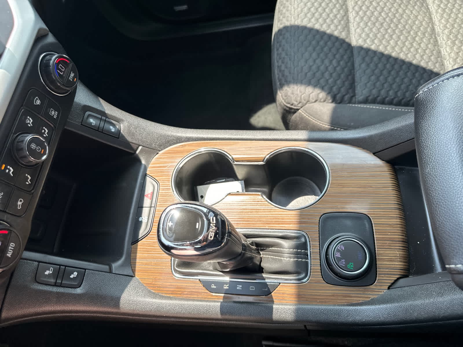 2018 GMC Acadia SLE 29