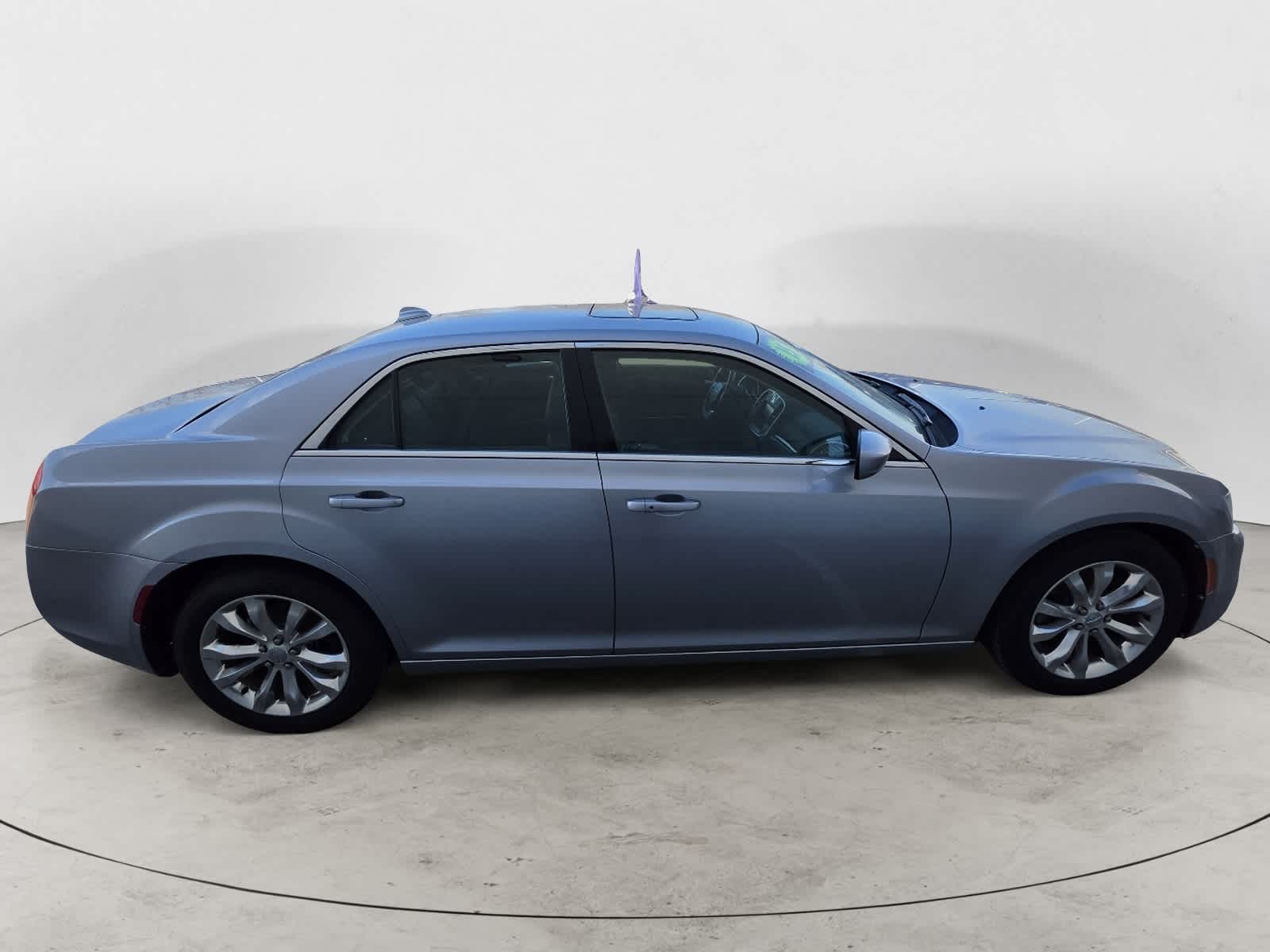 Thumbnail: 2015 Chrysler 300 - 4