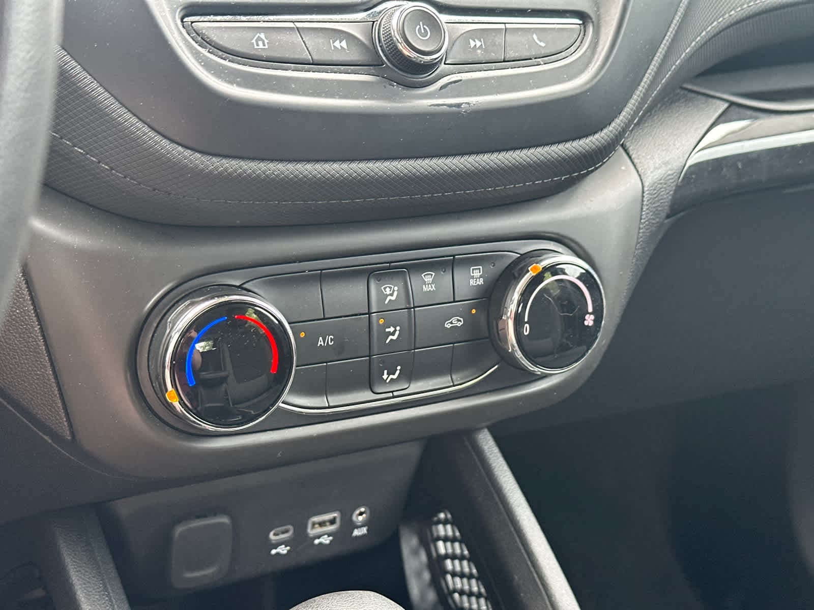 Thumbnail: 2021 Chevrolet TrailBlazer - 18