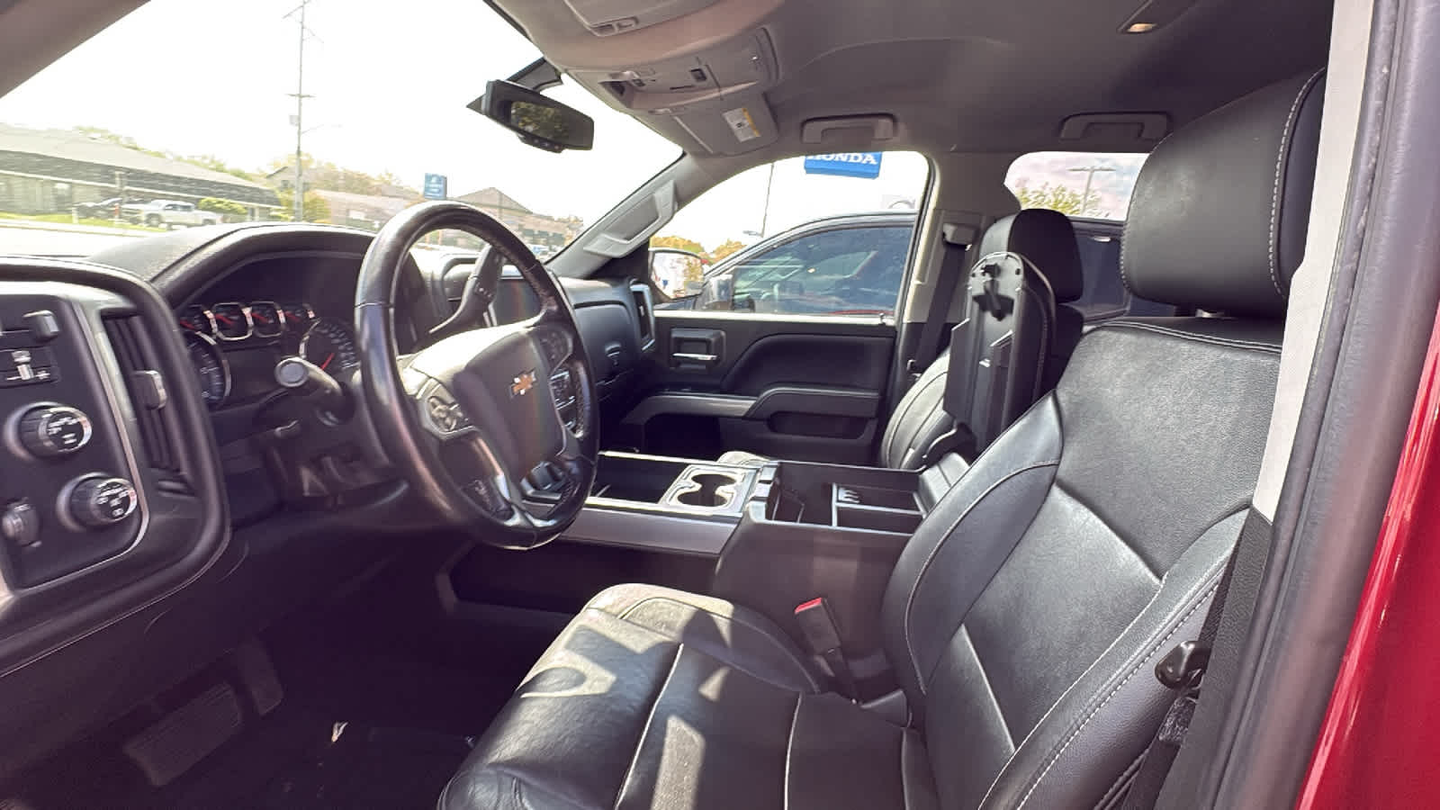 Thumbnail: 2018 Chevrolet Silverado 1500 - 23