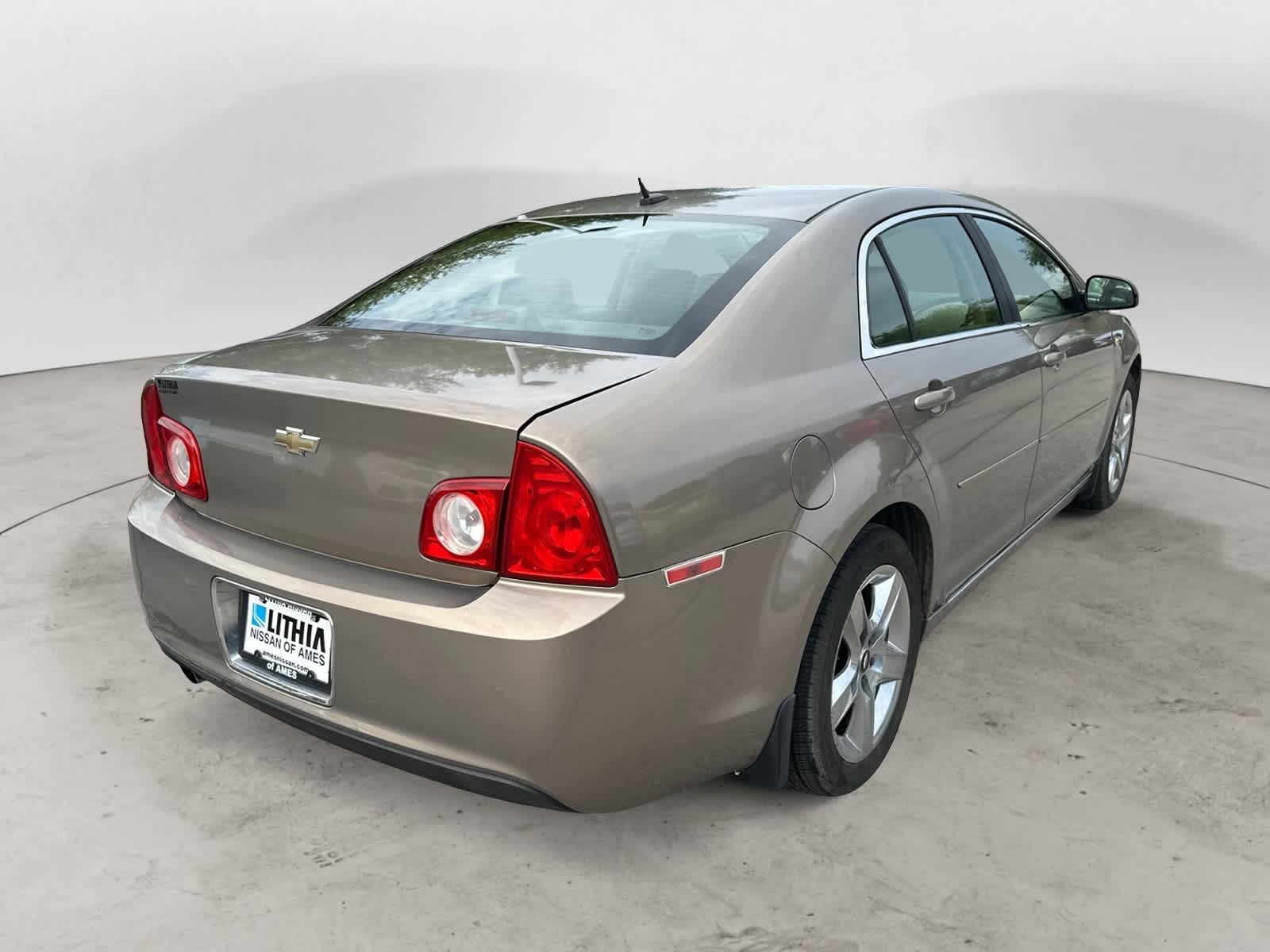 Thumbnail: 2008 Chevrolet Malibu - 3