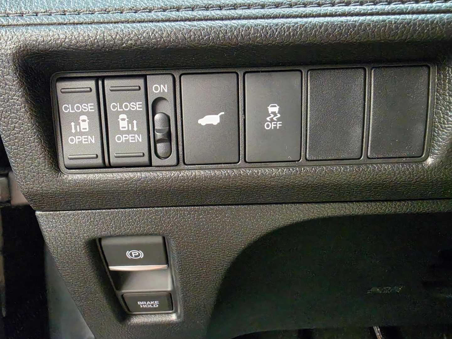 Thumbnail: 2026 Honda Odyssey - 25