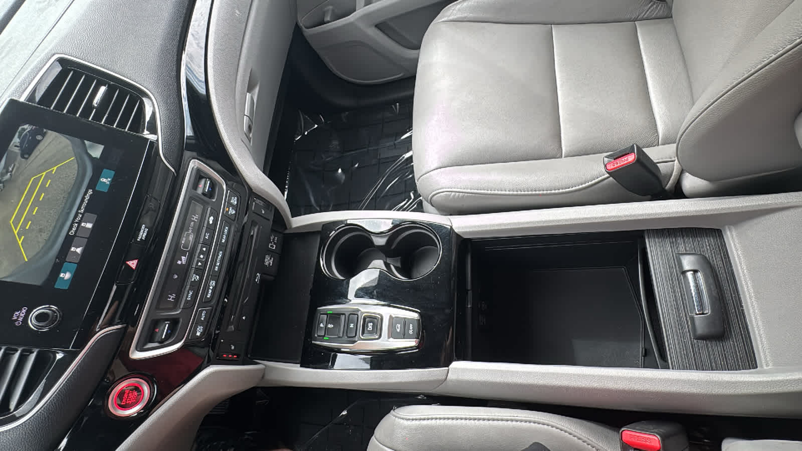 Thumbnail: 2019 Honda Pilot - 22
