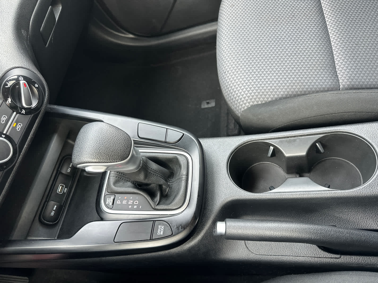 Thumbnail: 2022 Kia Soul - 23