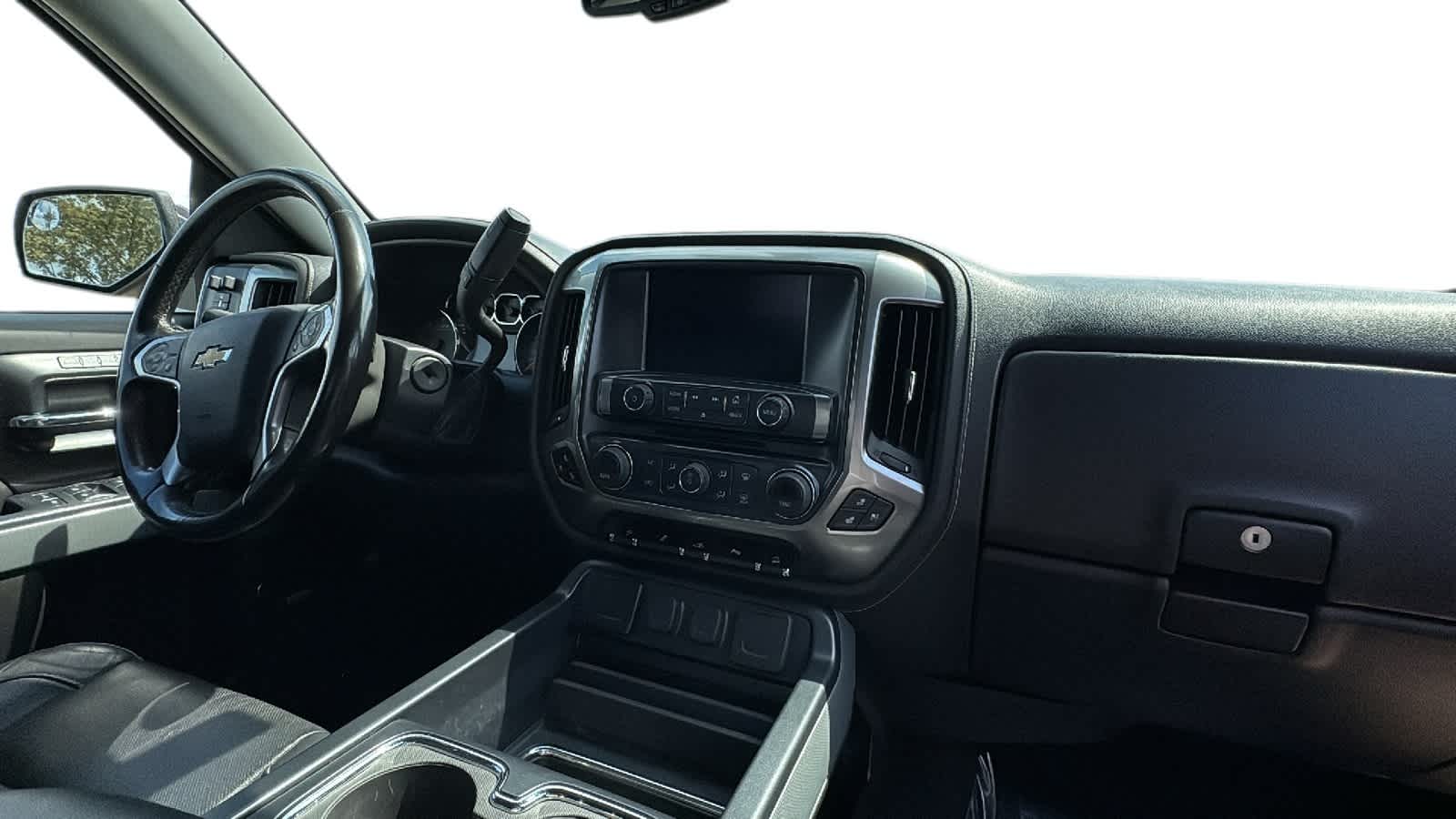 Thumbnail: 2018 Chevrolet Silverado 1500 - 4