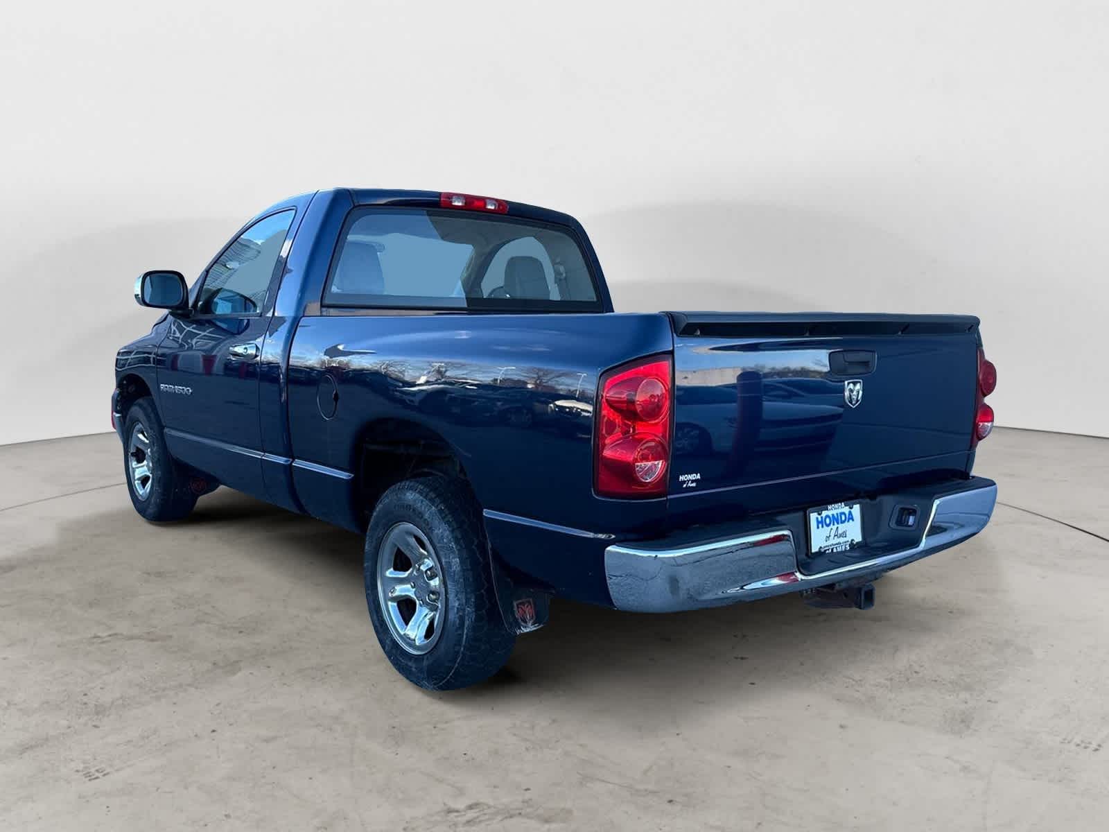 2007 Dodge Ram 1500 ST 4