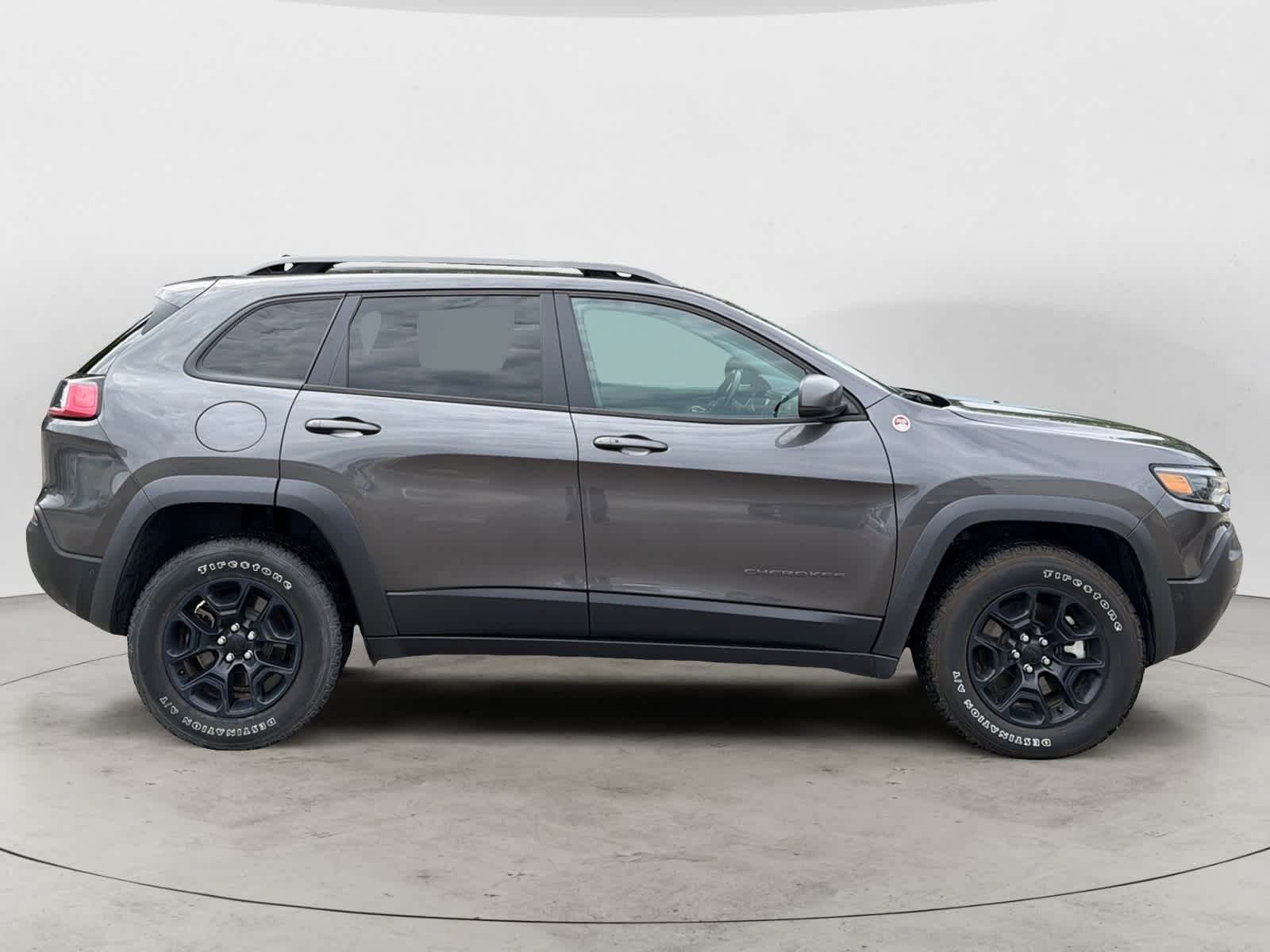 Thumbnail: 2021 Jeep Cherokee - 5
