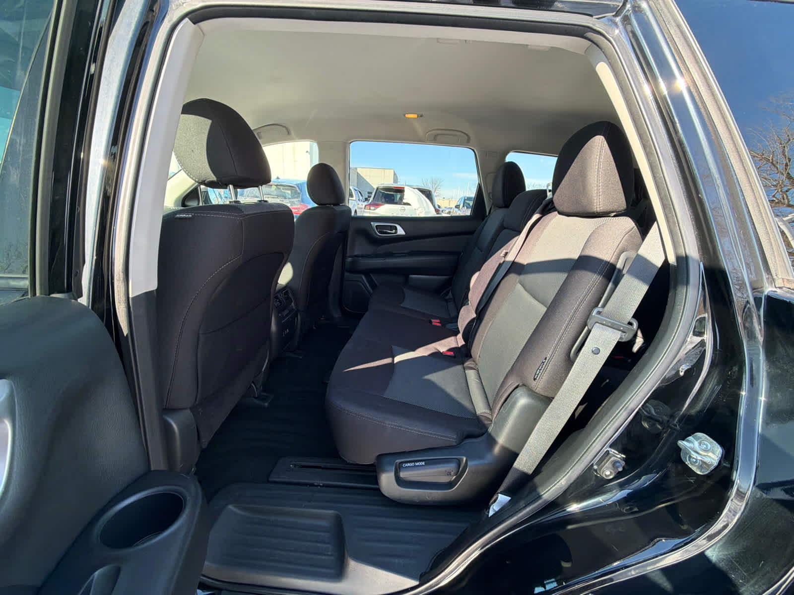 Thumbnail: 2020 Nissan Pathfinder - 16