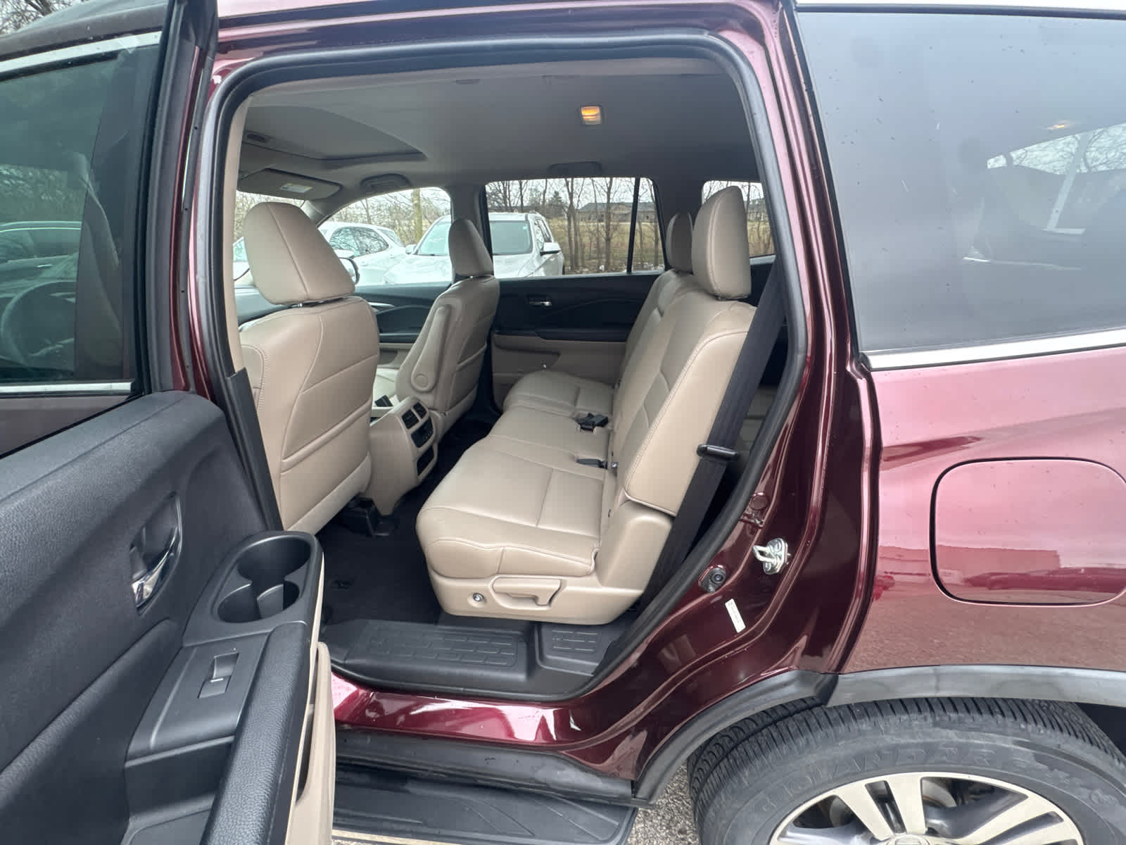 Thumbnail: 2016 Honda Pilot - 14