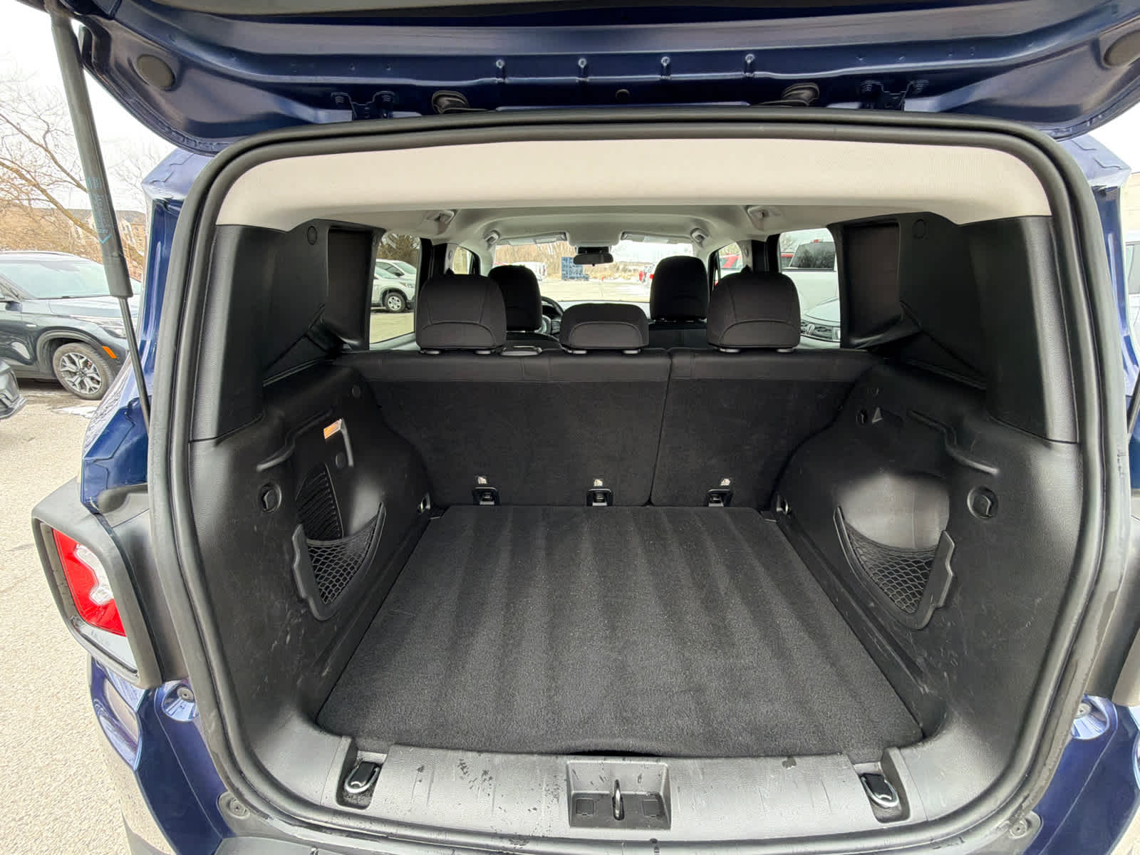 Thumbnail: 2019 Jeep Renegade - 12