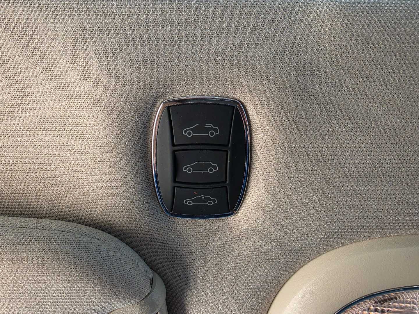 Thumbnail: 2015 Chrysler 300 - 17