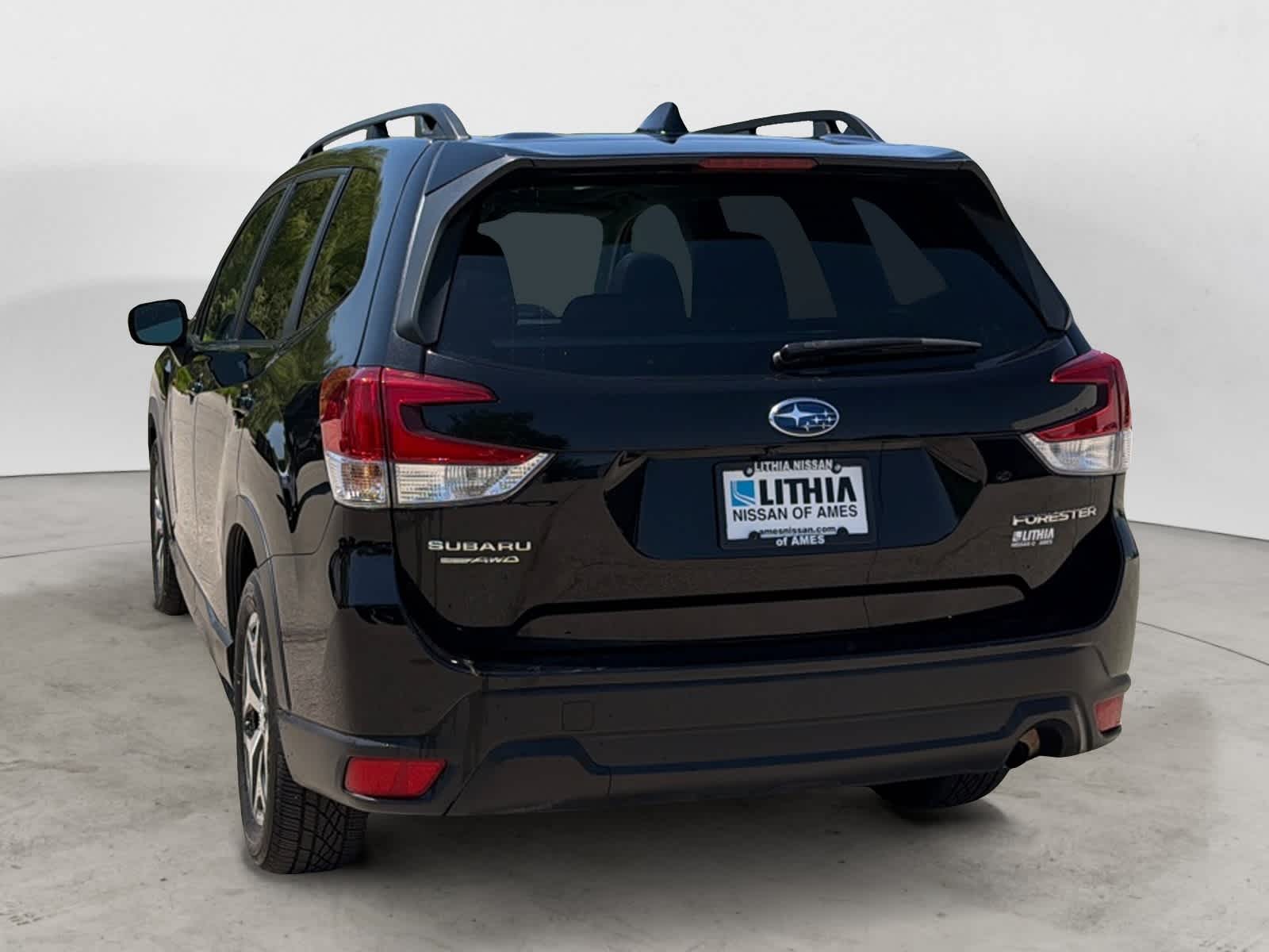 Thumbnail: 2023 Subaru Forester - 3