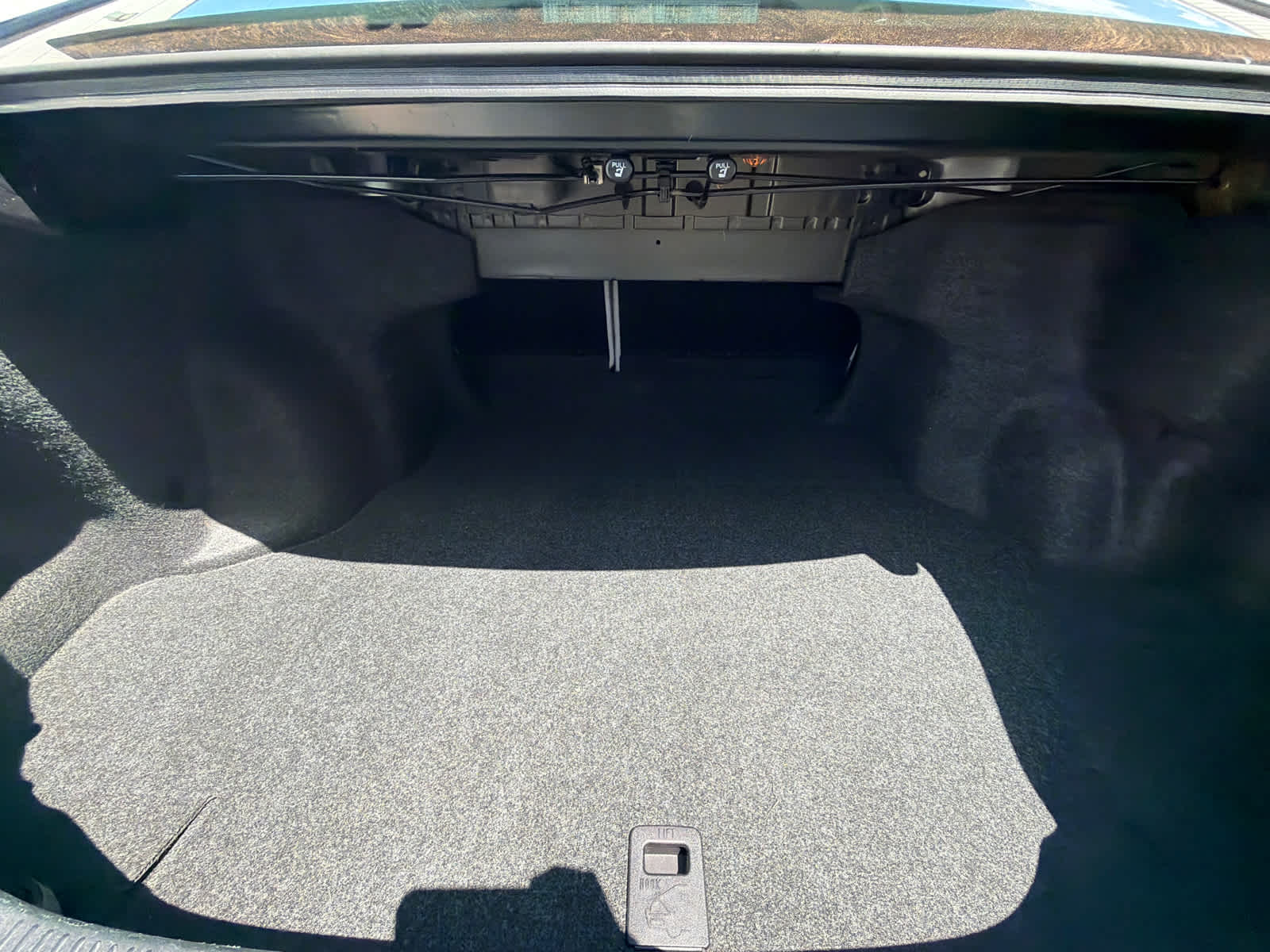 2017 Toyota Camry XLE - Photo 12