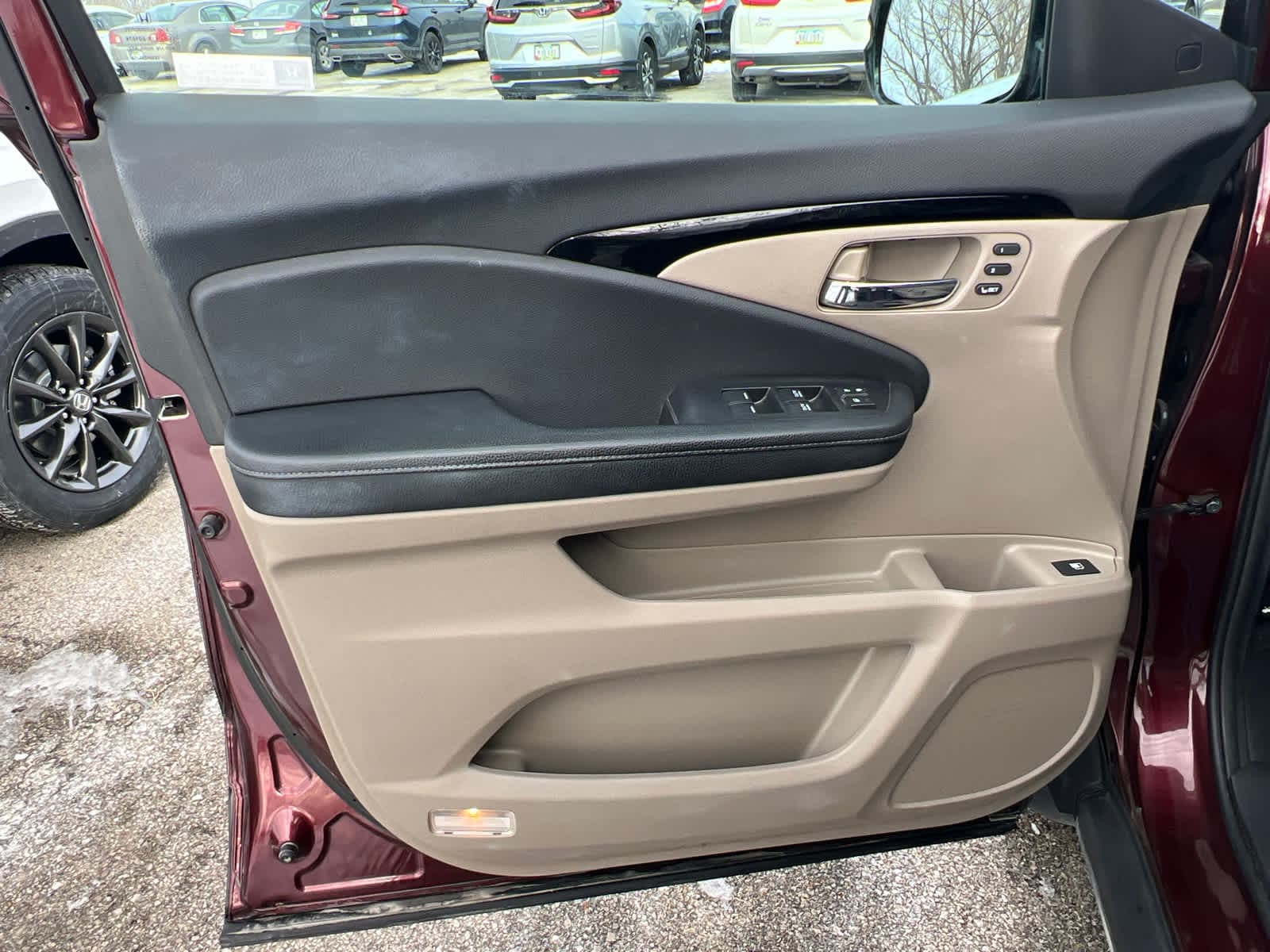 Thumbnail: 2019 Honda Ridgeline - 15