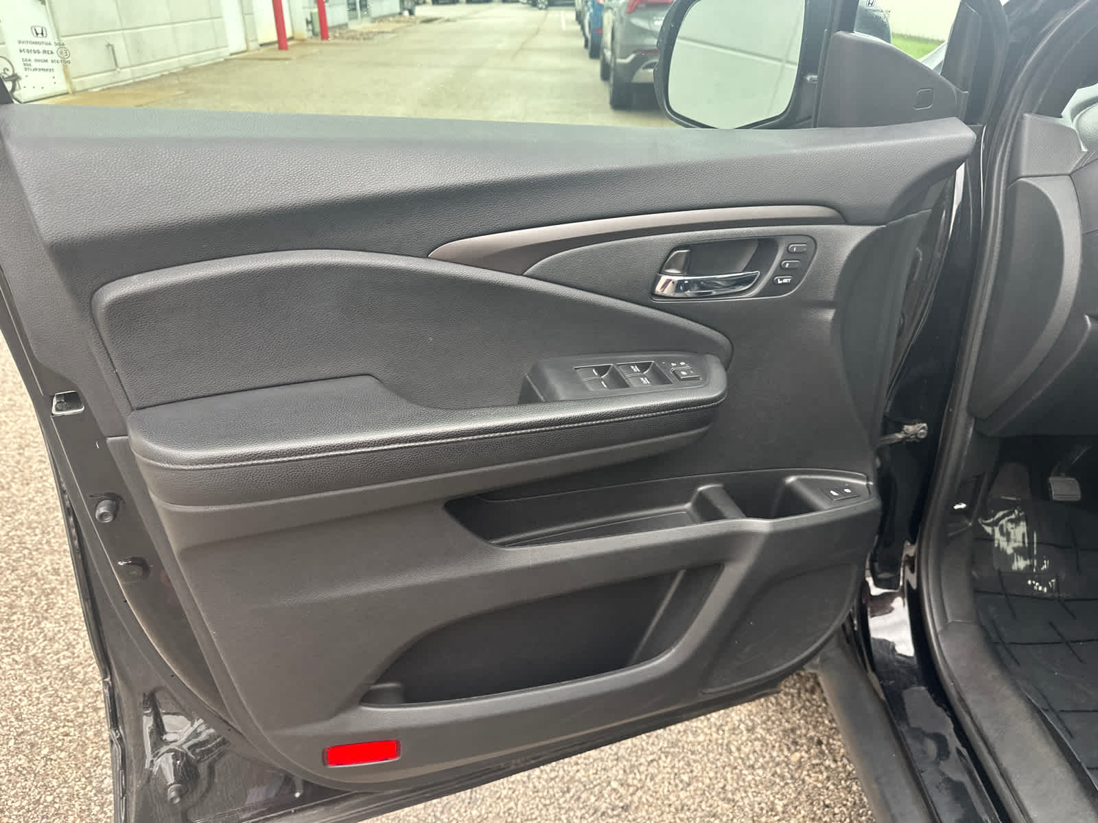 Thumbnail: 2019 Honda Passport - 13