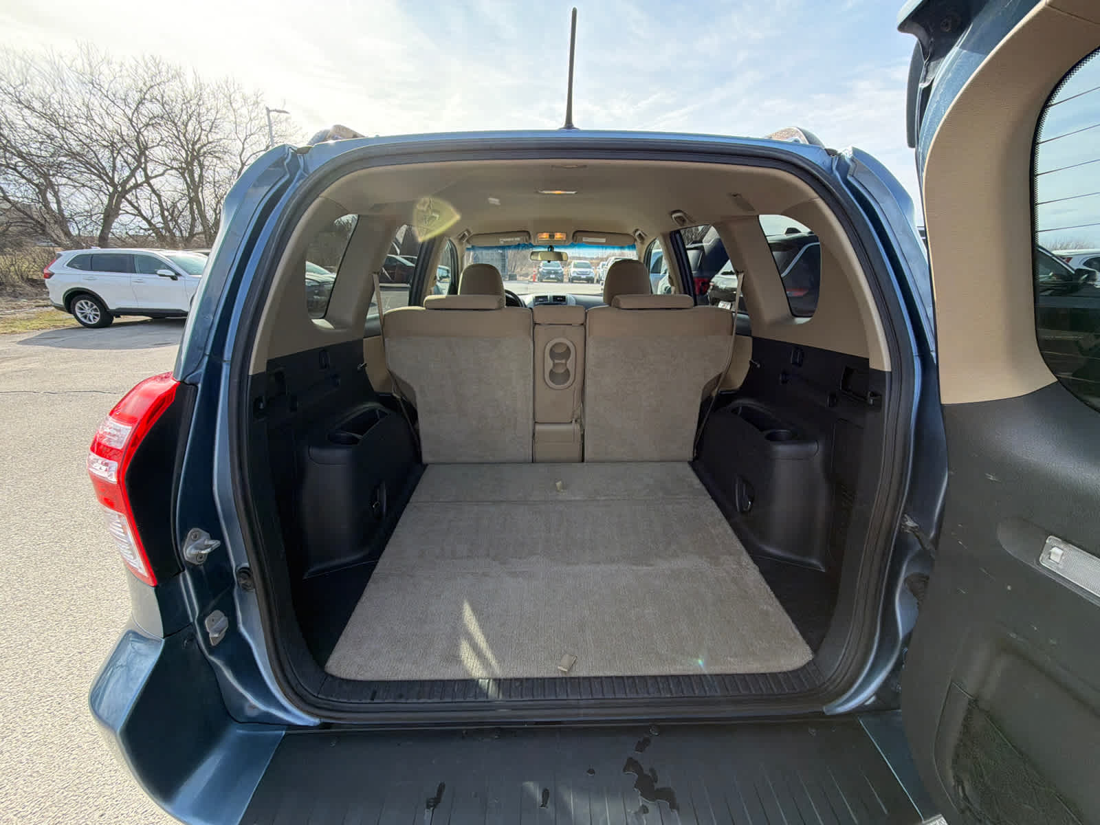 Thumbnail: 2009 Toyota RAV4 - 12