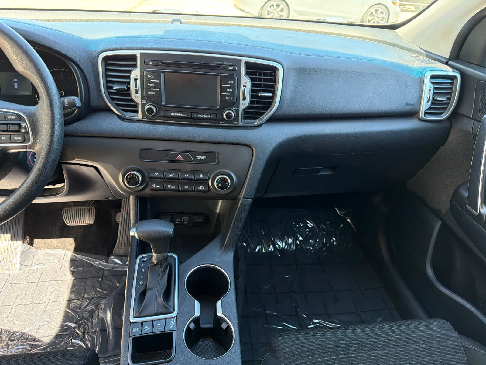 Thumbnail: 2018 Kia Sportage - 24