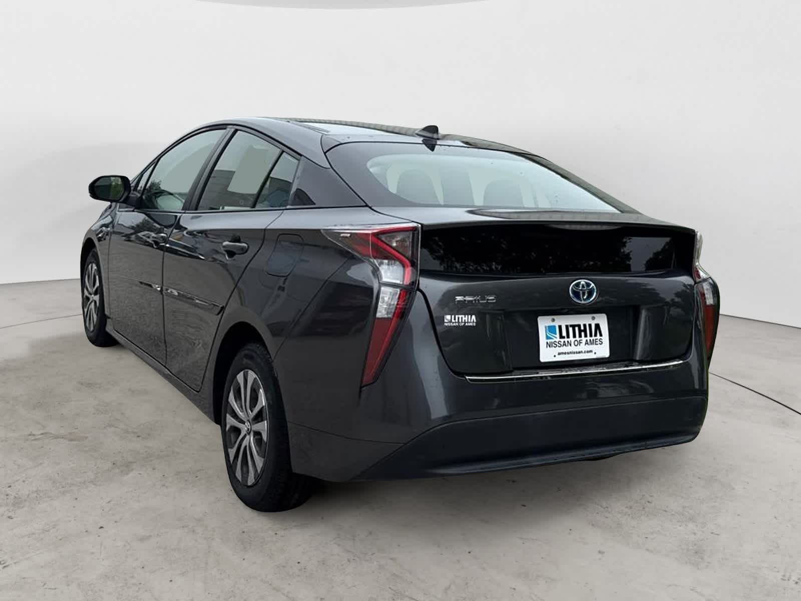 Thumbnail: 2018 Toyota Prius - 4
