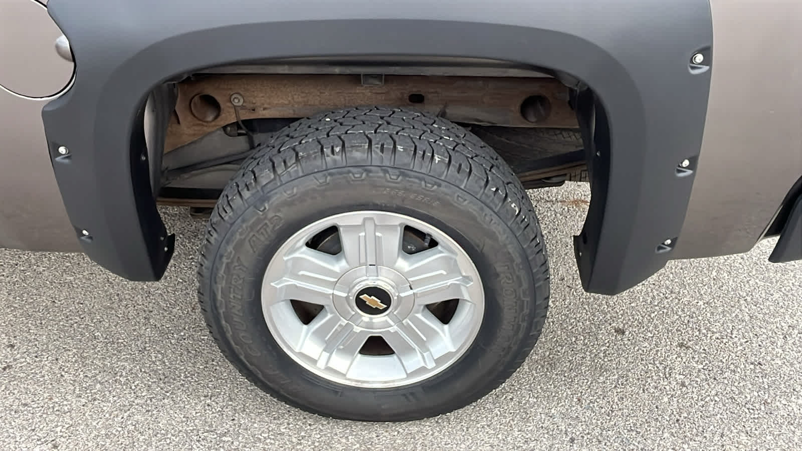Thumbnail: 2013 Chevrolet Silverado 1500 - 21