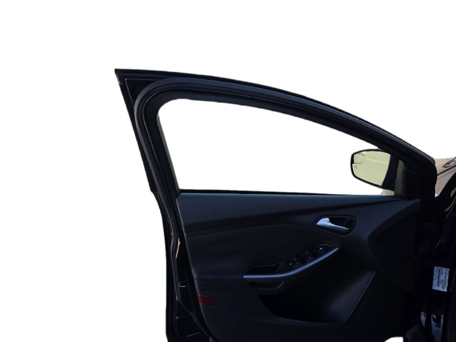 Thumbnail: 2012 Ford Focus - 5