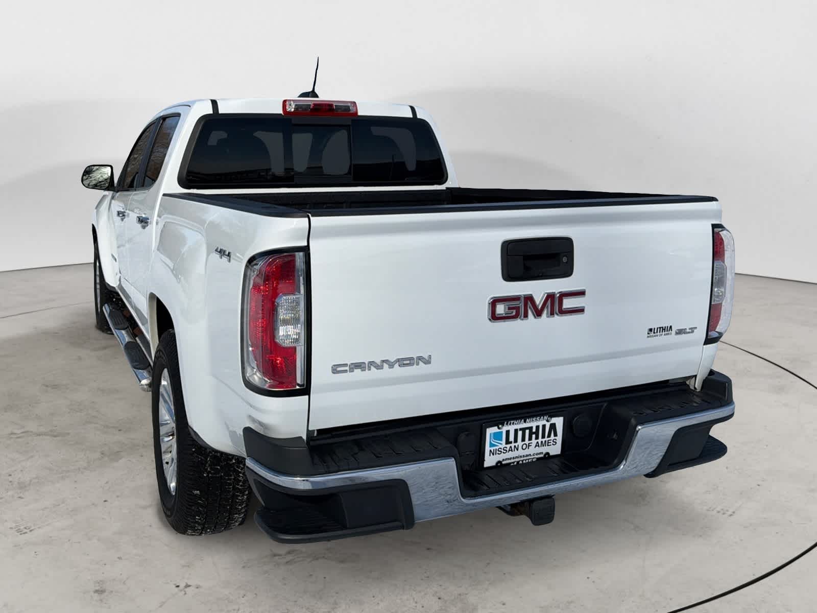 Thumbnail: 2016 GMC Canyon - 3