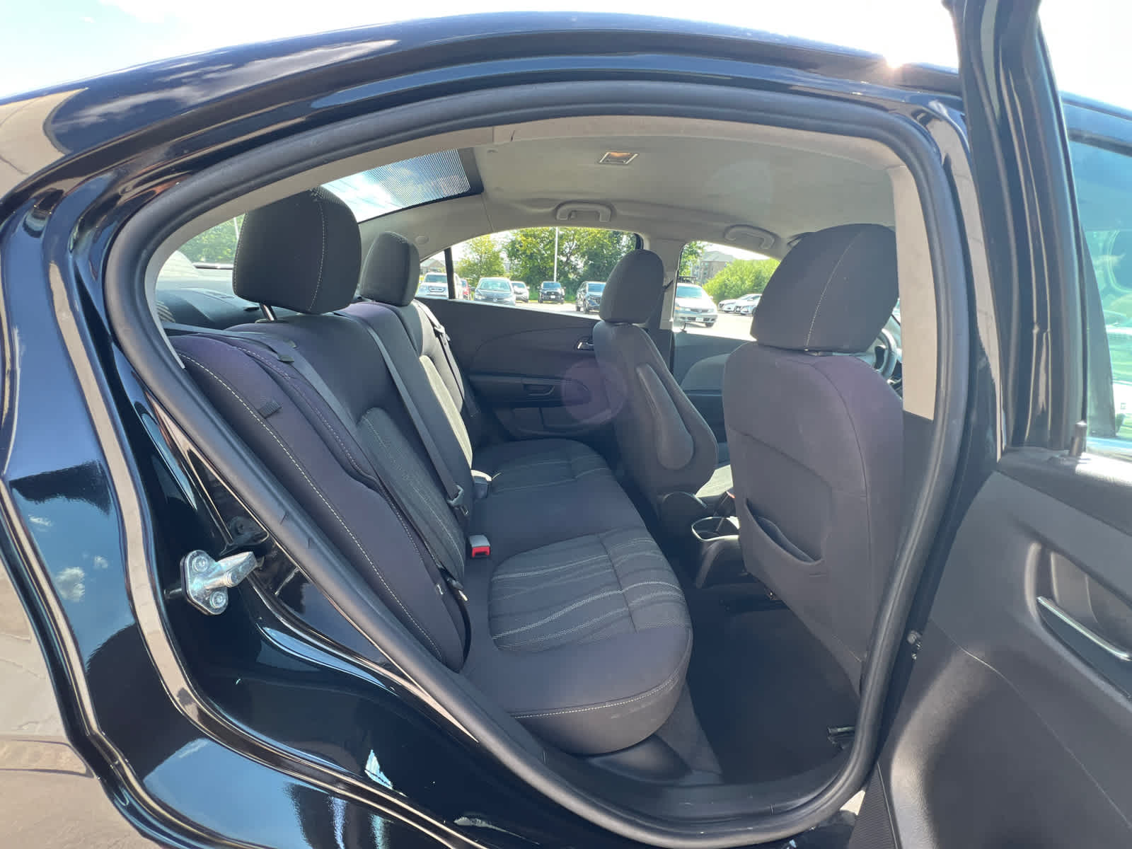 Thumbnail: 2015 Chevrolet Sonic - 8