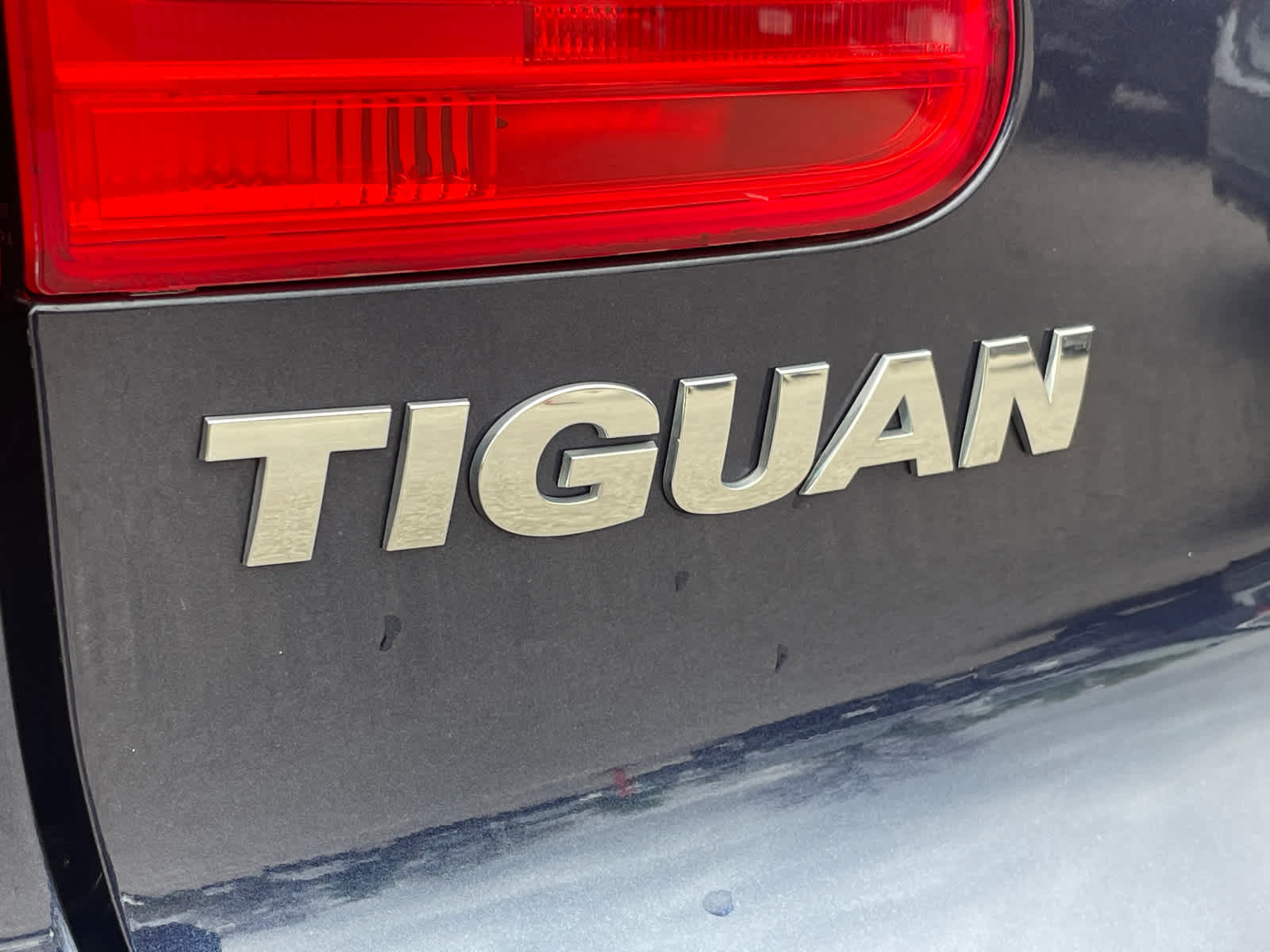 2016 Volkswagen Tiguan S 18
