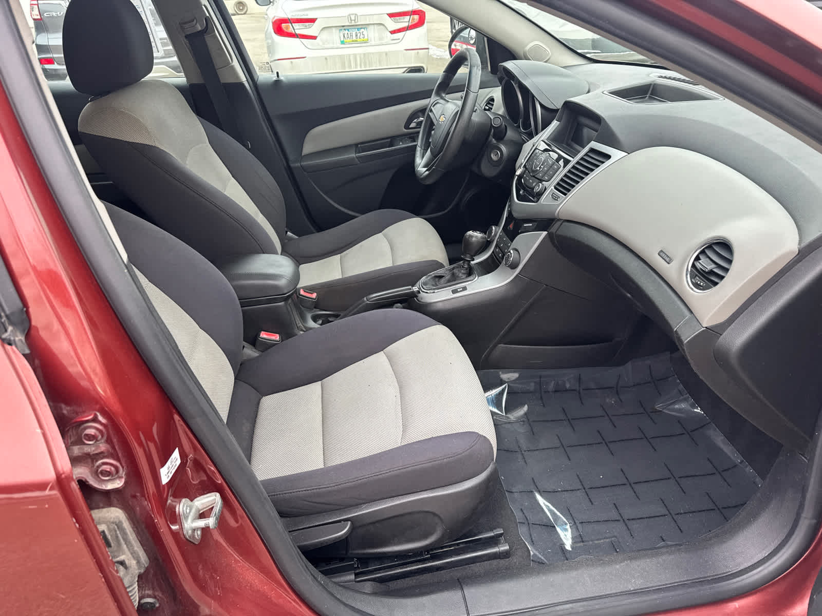 Thumbnail: 2013 Chevrolet Cruze - 8