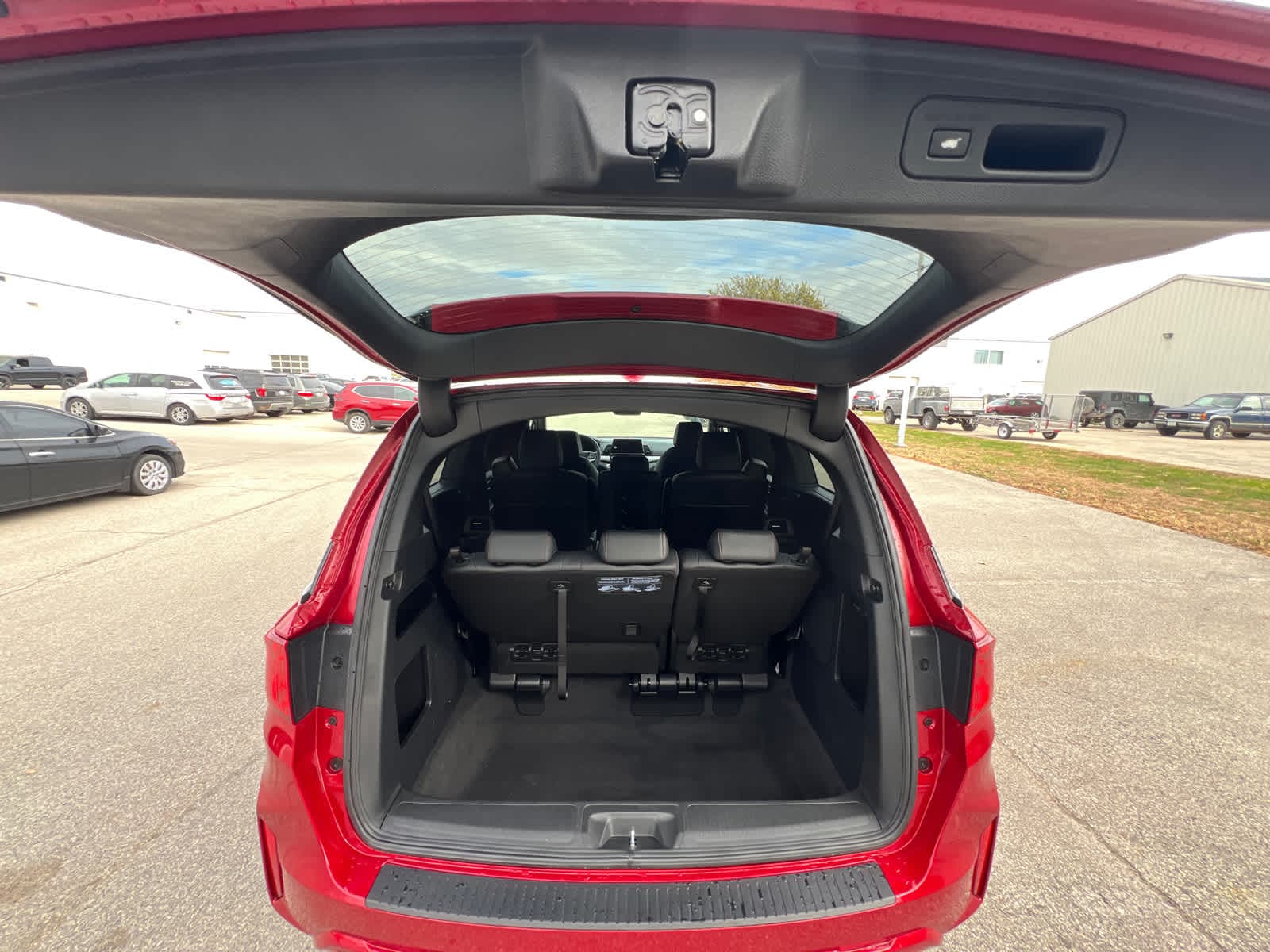 Thumbnail: 2026 Honda Odyssey - 11