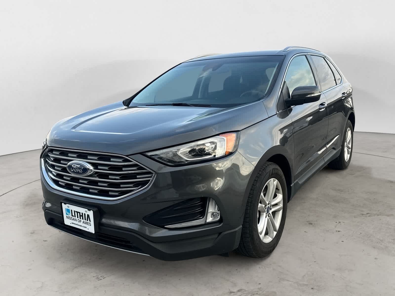 Thumbnail: 2019 Ford Edge - 1