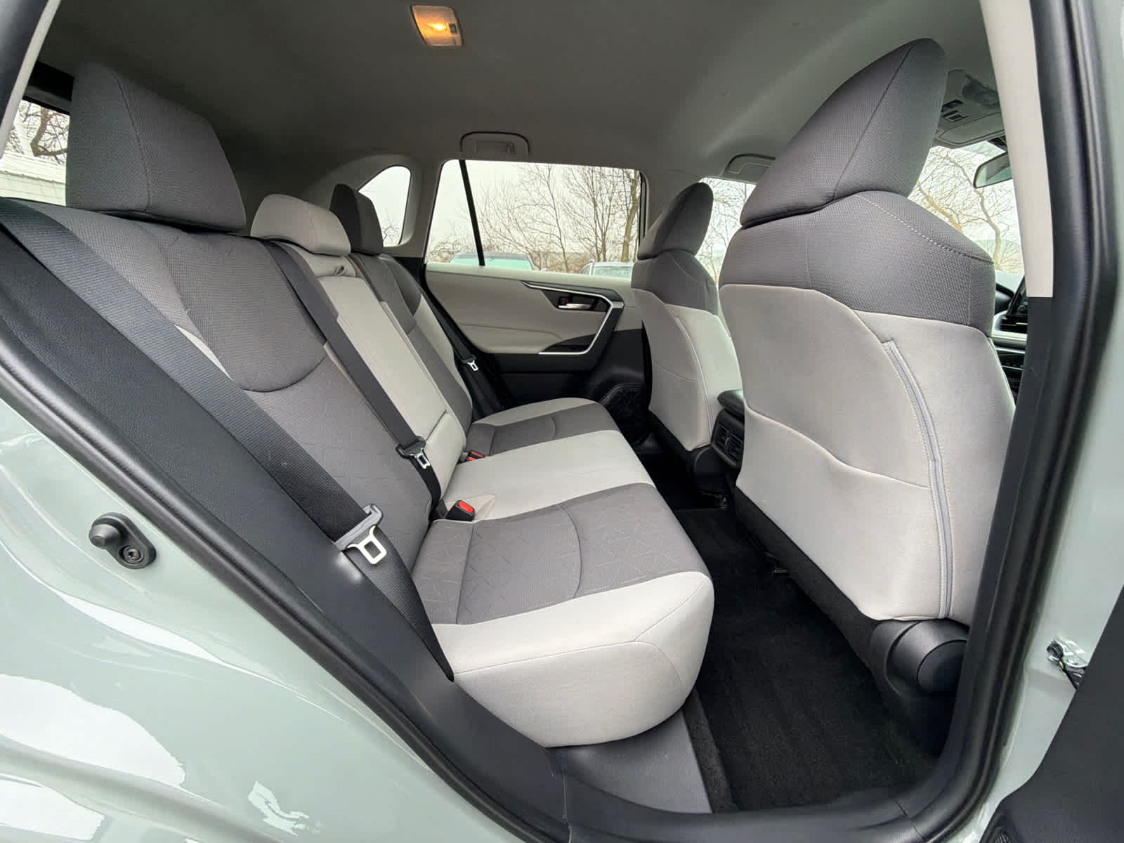 Thumbnail: 2021 Toyota RAV4 - 10