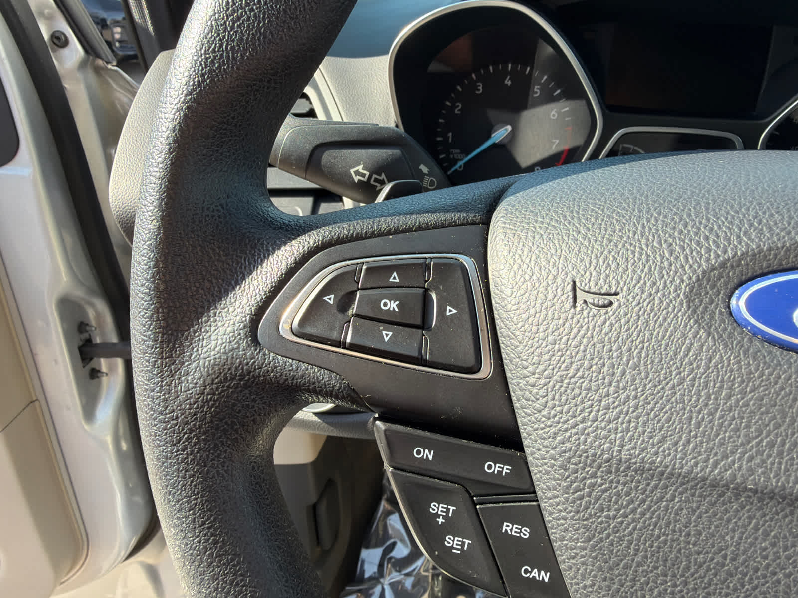 Thumbnail: 2017 Ford Escape - 21