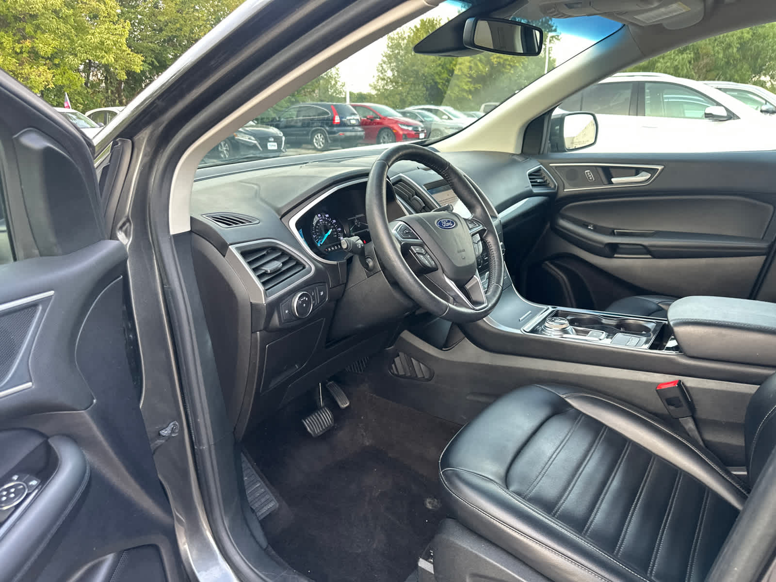 Thumbnail: 2019 Ford Edge - 20