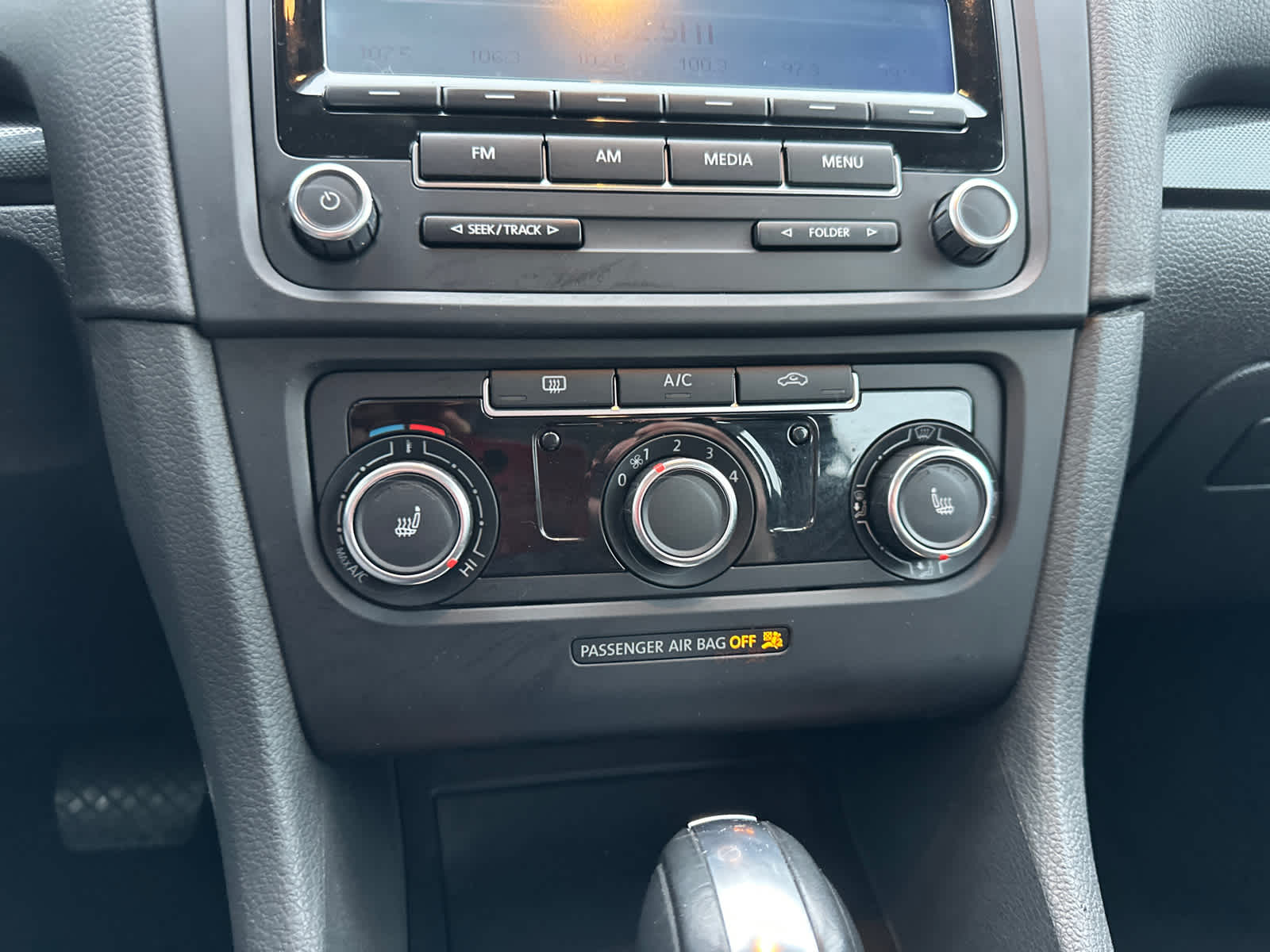 Thumbnail: 2013 Volkswagen Jetta - 23