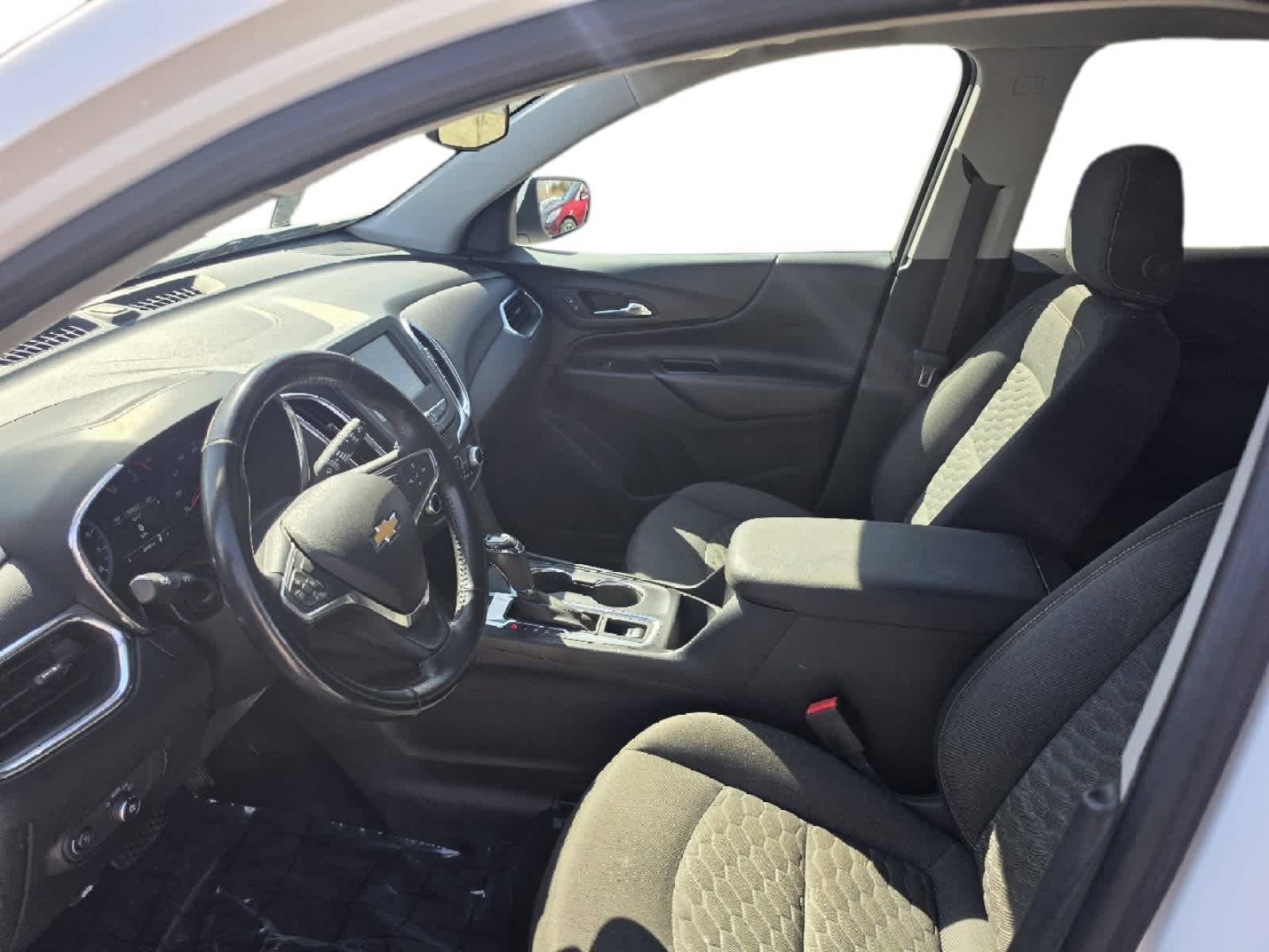 Thumbnail: 2018 Chevrolet Equinox - 6