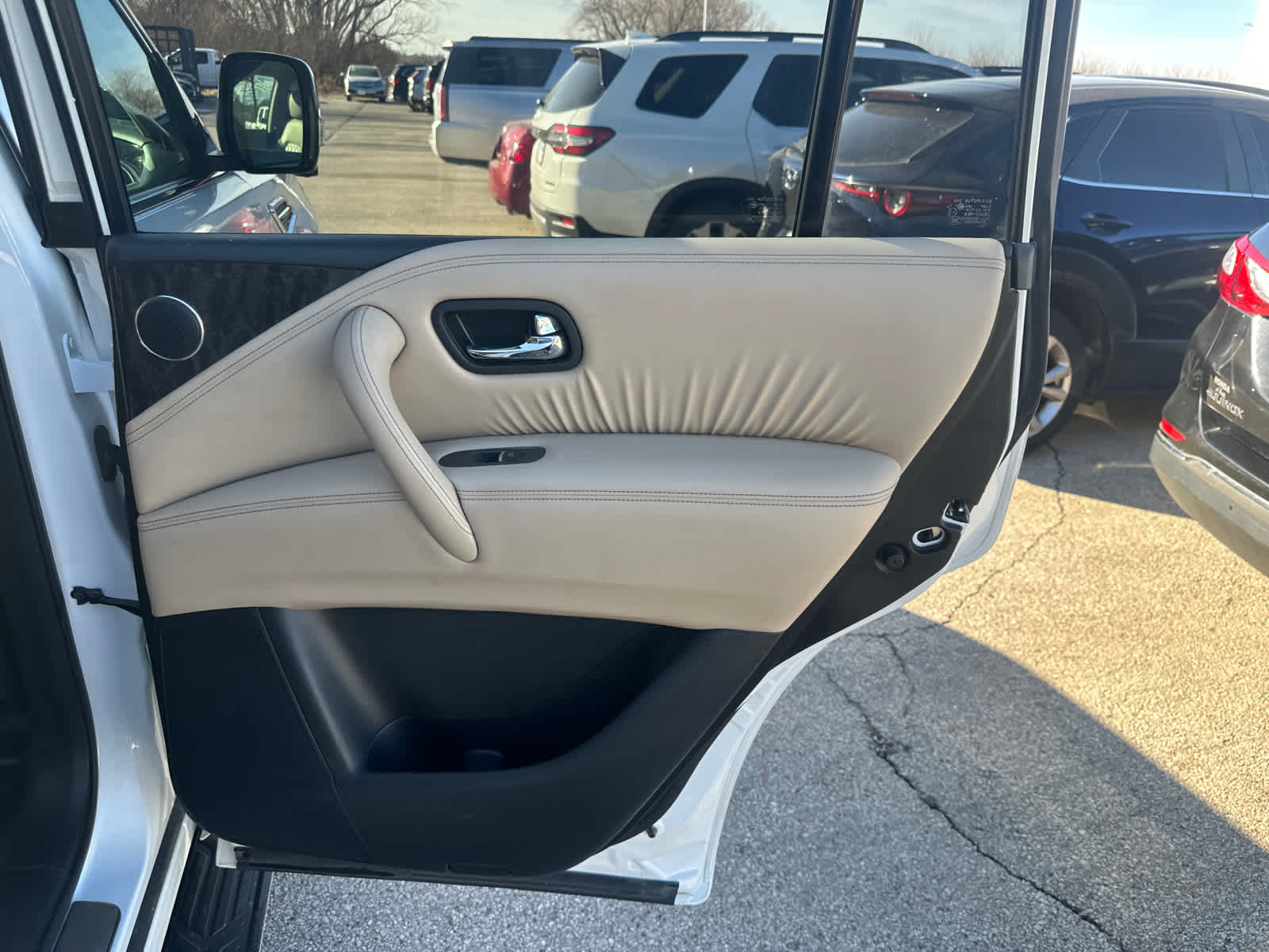 Thumbnail: 2021 Nissan Armada - 8