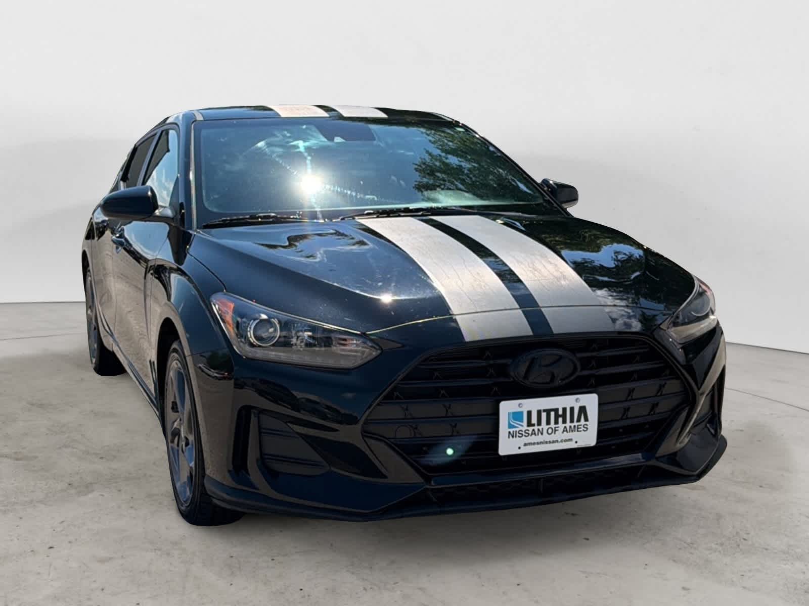 Thumbnail: 2019 Hyundai Veloster - 6