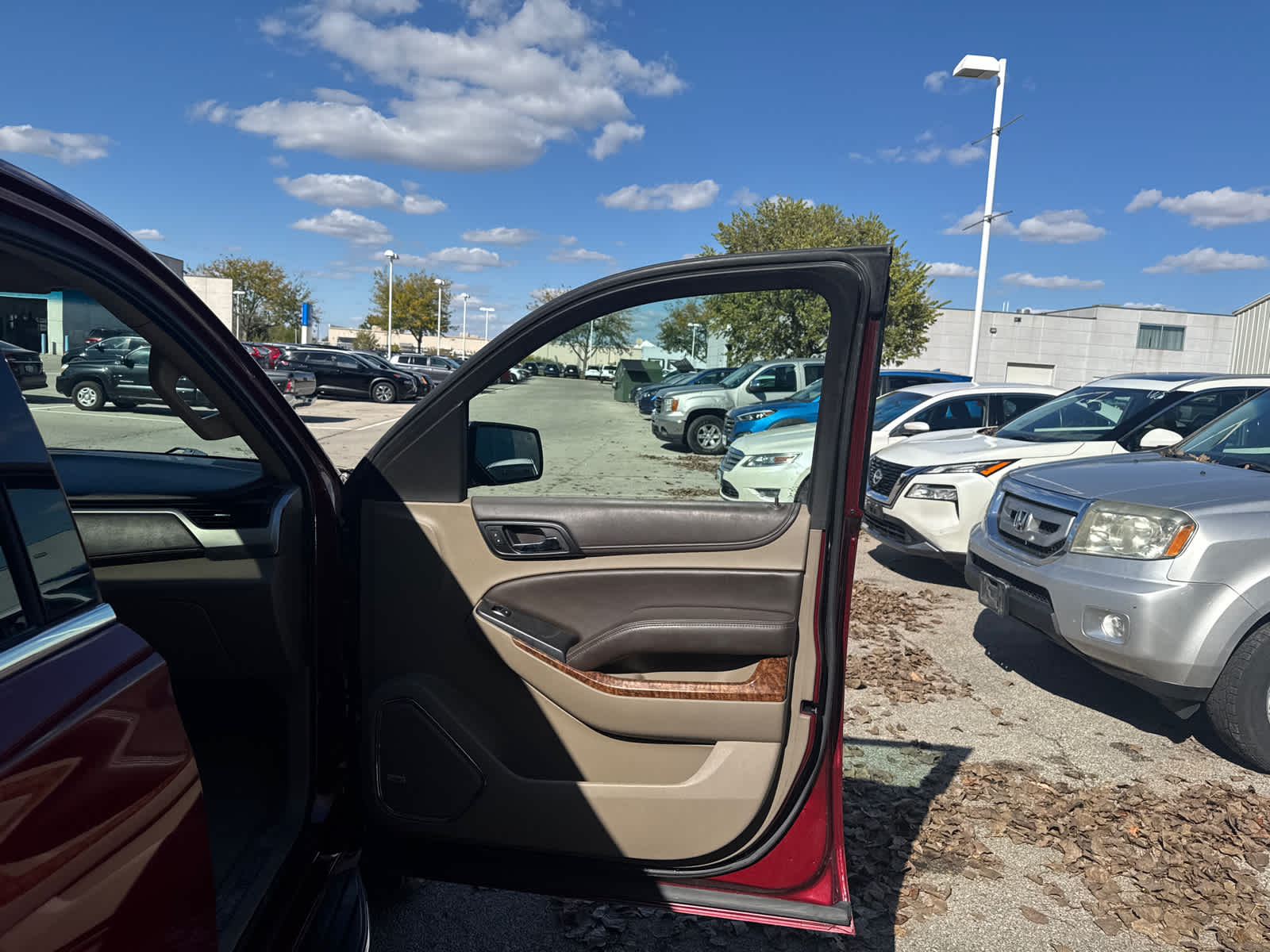 Thumbnail: 2016 Chevrolet Tahoe - 8