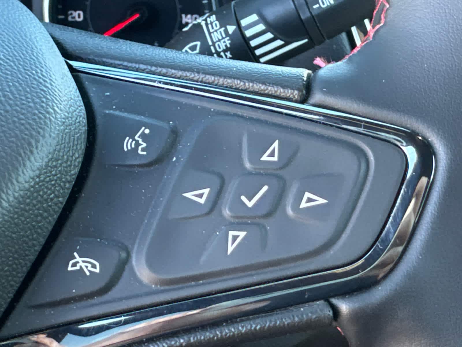 Thumbnail: 2024 Chevrolet Equinox - 25