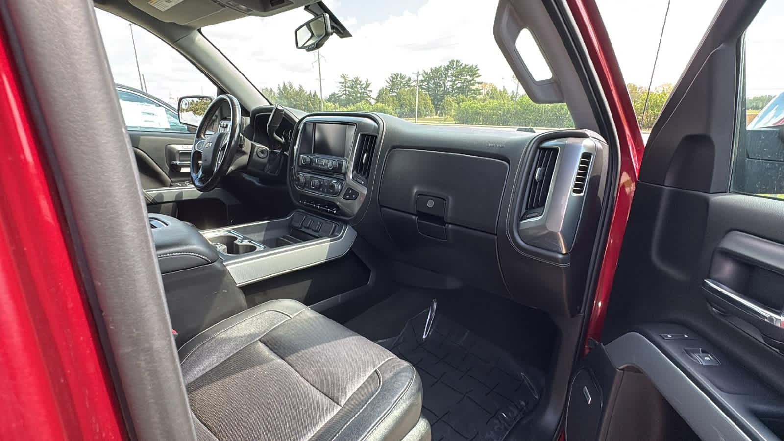Thumbnail: 2018 Chevrolet Silverado 1500 - 7