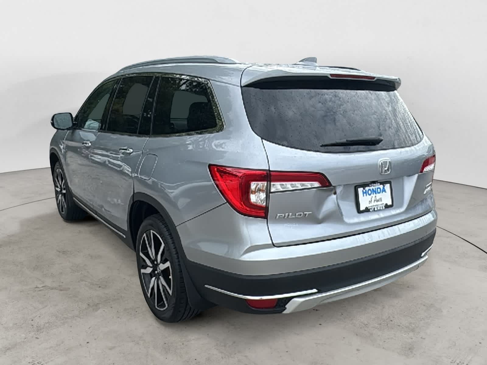 Thumbnail: 2019 Honda Pilot - 3