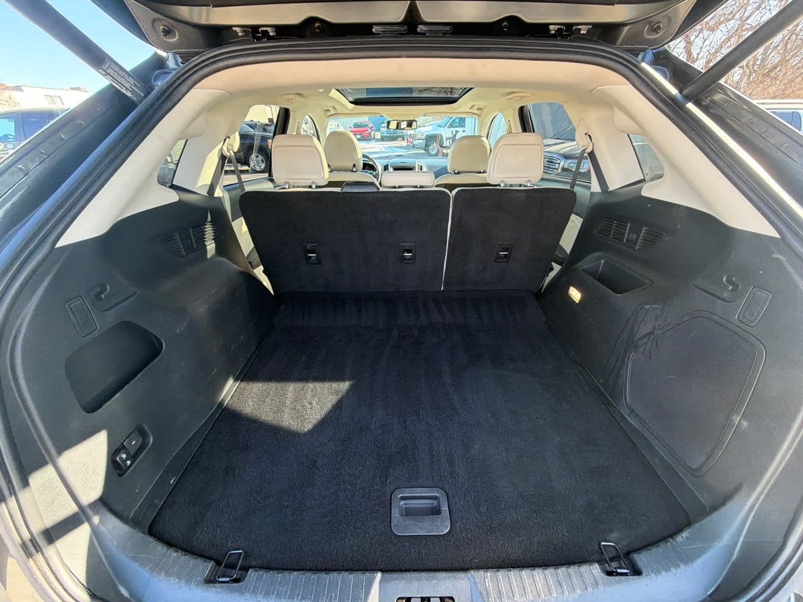 Thumbnail: 2019 Ford Edge - 12