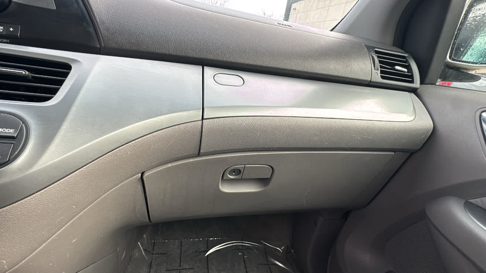 Thumbnail: 2008 Honda Odyssey - 17