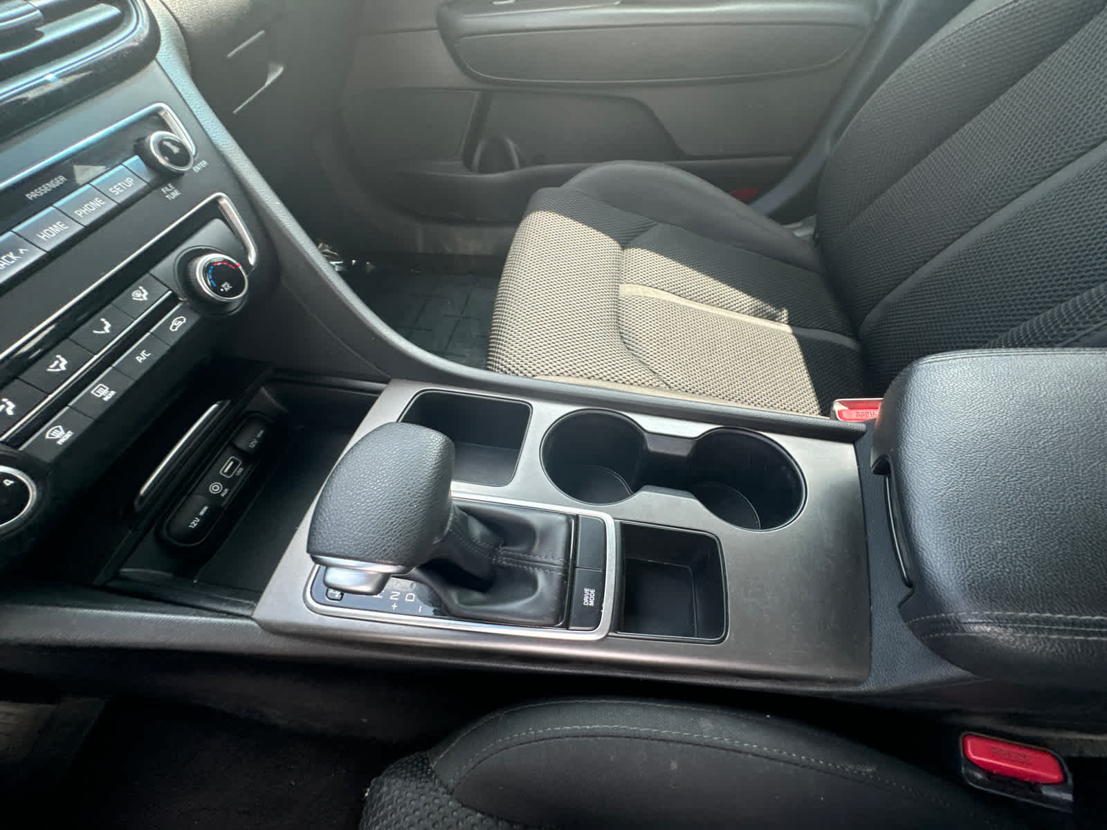 2019 Kia Optima LX 16